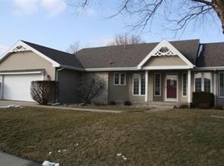 36 Old Farm North Ct, Bradley, IL 60915