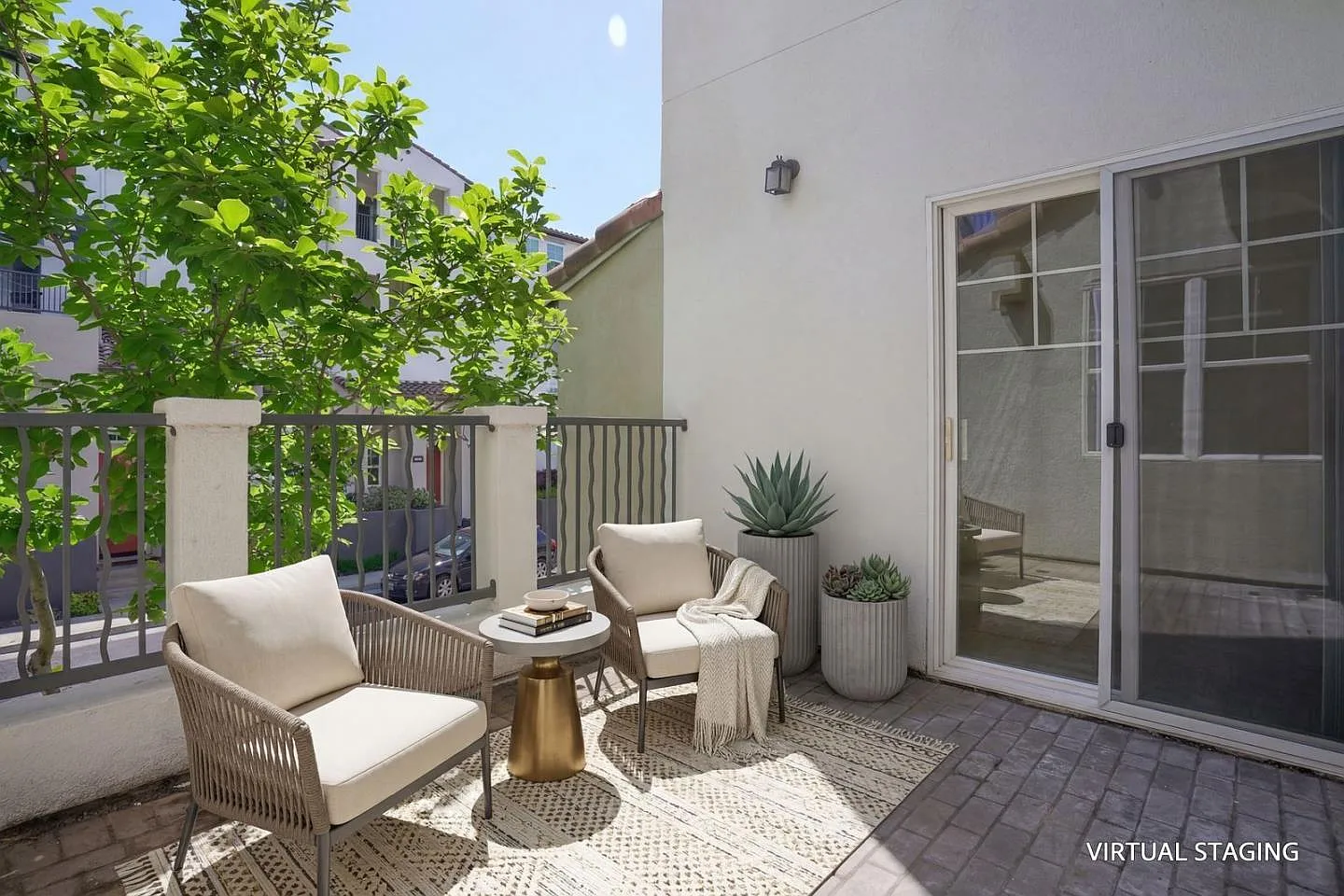 2 bed, 1420 sqft, $3,400 — Photo 4