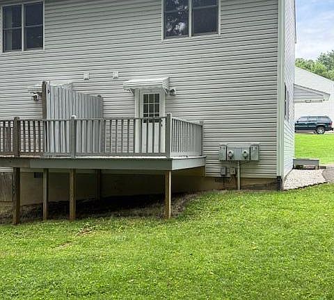2nd image of 518 Frey St