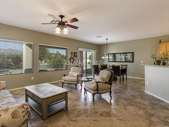 Great room oen to nook and Kitchen