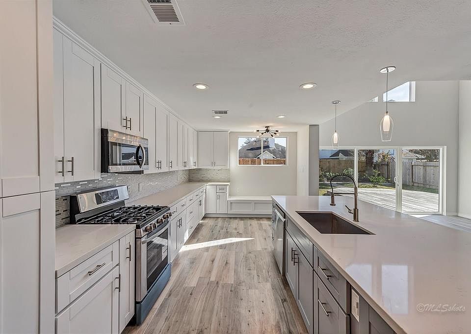 1st image of 2014 Sherbrook Park Ln