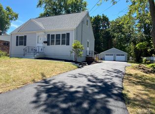 77 Lois Ave, East Brunswick, NJ 08816
