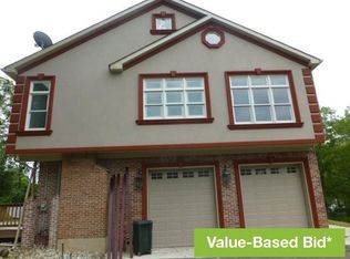 15 Riddle Ave, Hampton, NJ 08827