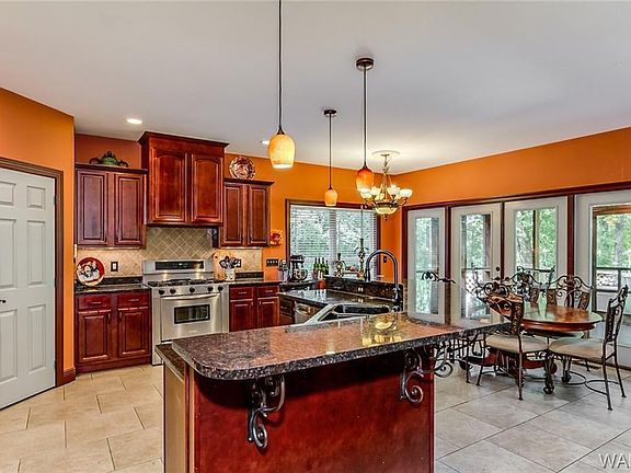 3rd image of 1537 Morgan Dr