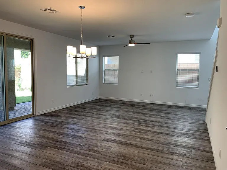 8179 Skye Plum St — Photo 7