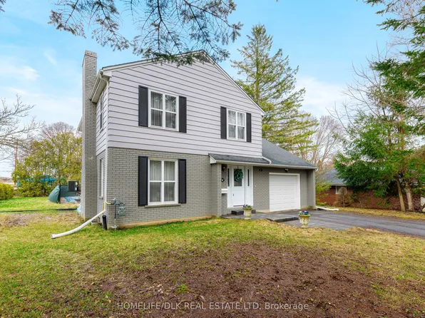 4 Baxter Dr, Brockville, ON K6V 3T8