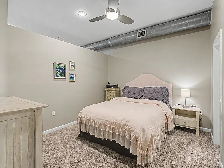 437 Monroe Ave #106 — Photo 12