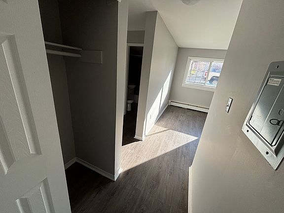 5th image of 44 River Rd #3