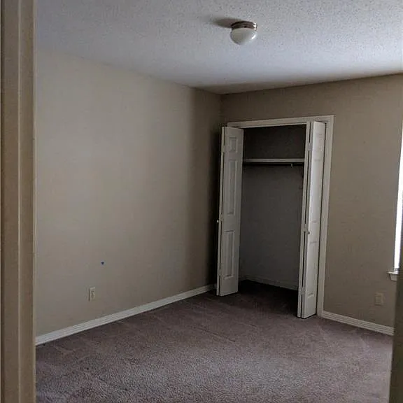 7325 Smithfield Rd — Photo 7