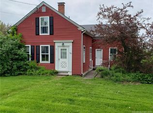 932 Ridgewood Rd, Middletown, CT 06457