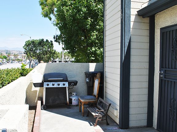 2nd image of 204 S Montebello Blvd