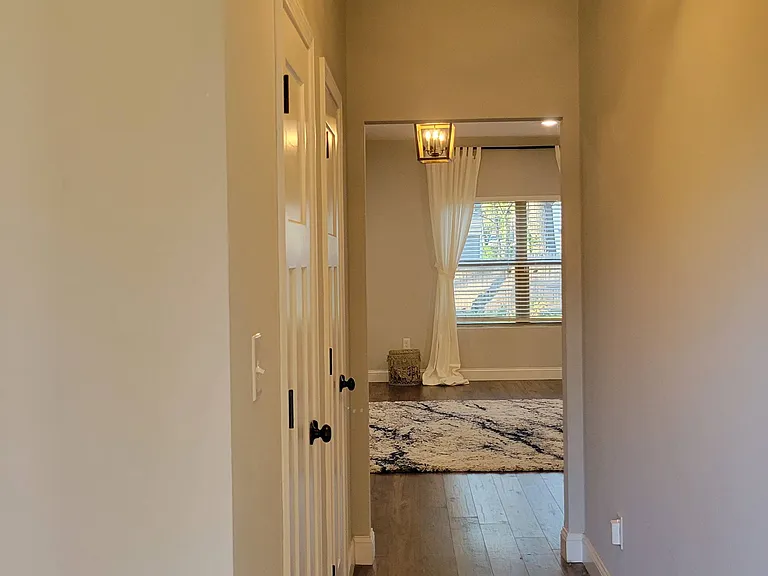 1911 Baker Rd NW — Photo 2