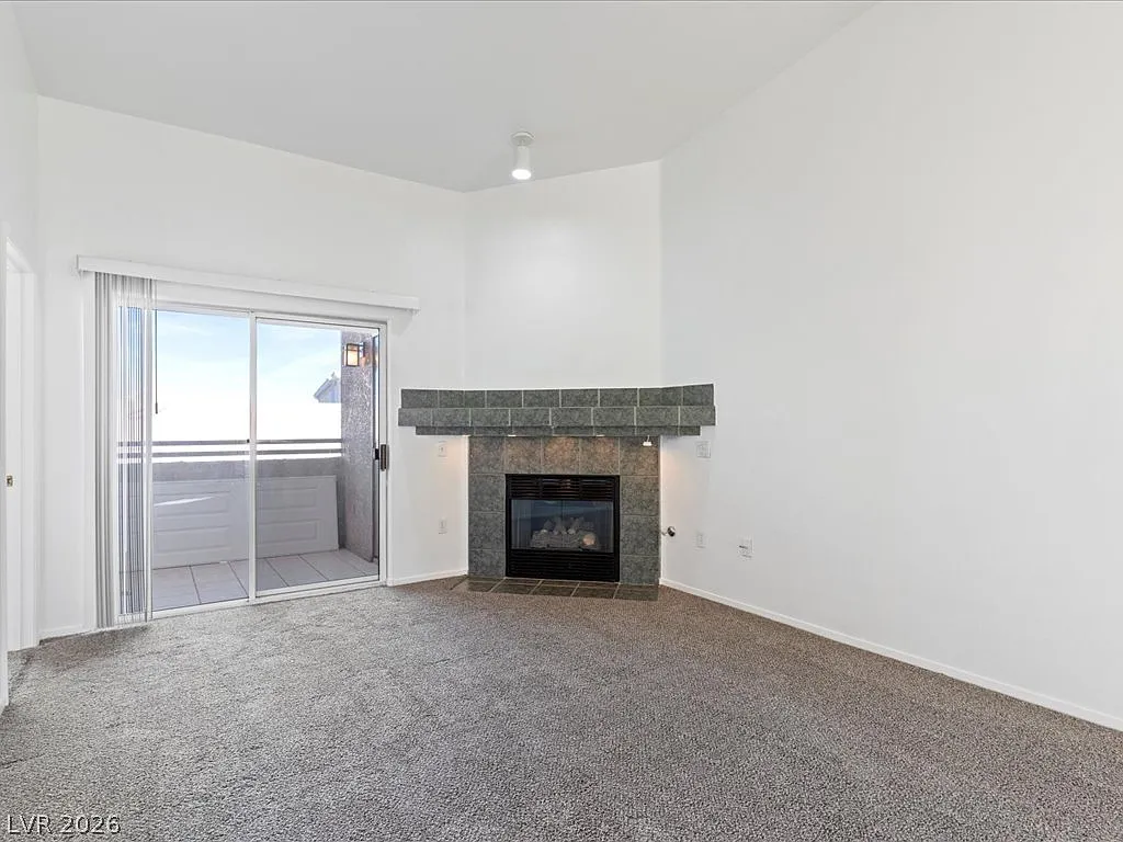 2 bed, 2.0 bath, 1156 sqft, $1,550 — Photo 4