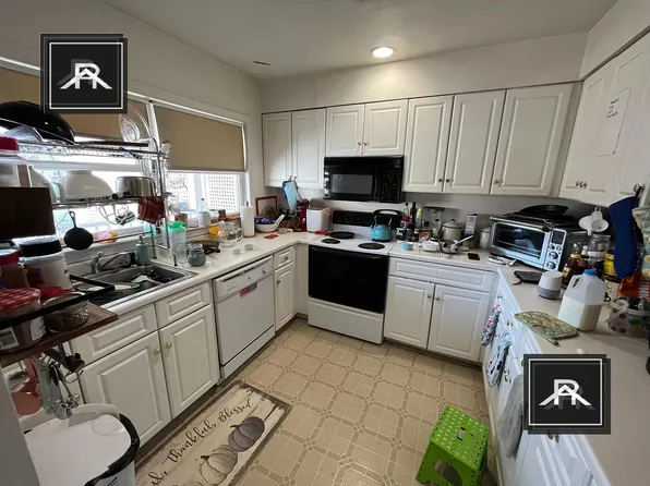 68 Glencoe St #5, Brighton, MA 02135