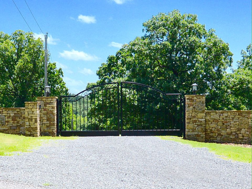 Private ranch entrance
