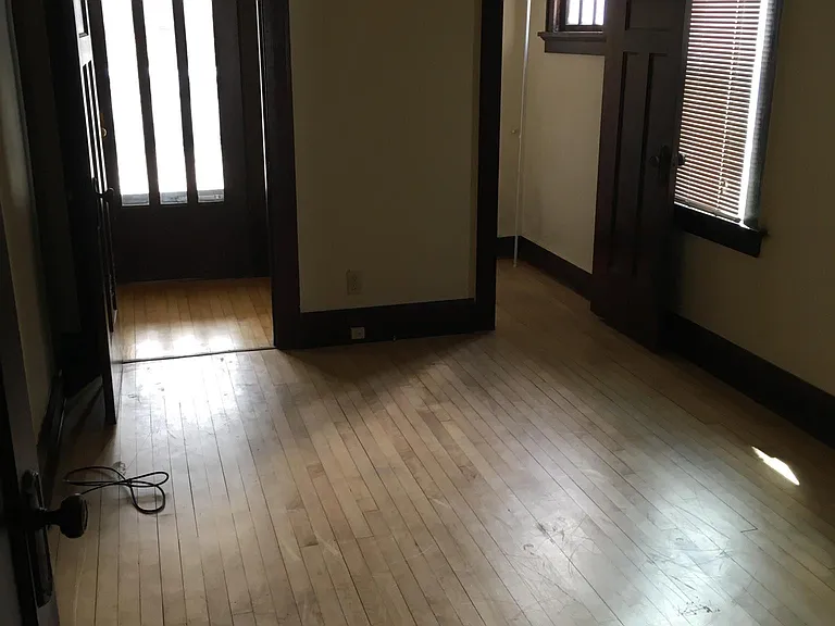 3906 E Van Norman Ave #WHOLE HOUSE — Photo 7