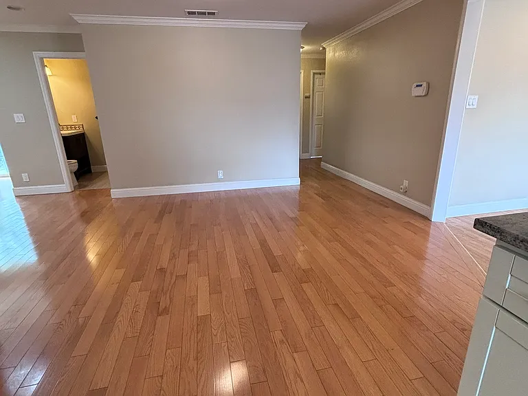 4901 Yellowstone Park Dr — Photo 10