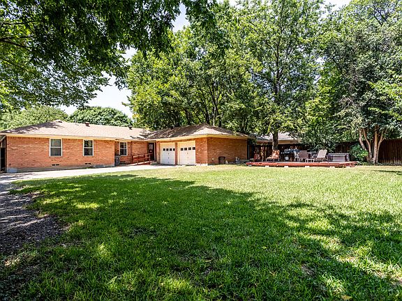 5th image of 124 Martin Dr