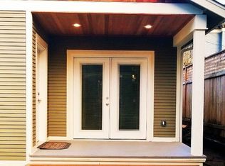 2106 6th Ave W APT C, Seattle, WA 98119