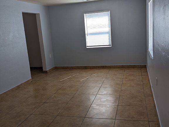 Family and entertainment room