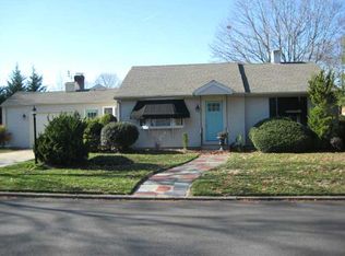 20 Revere St, Pawtucket, RI 02861