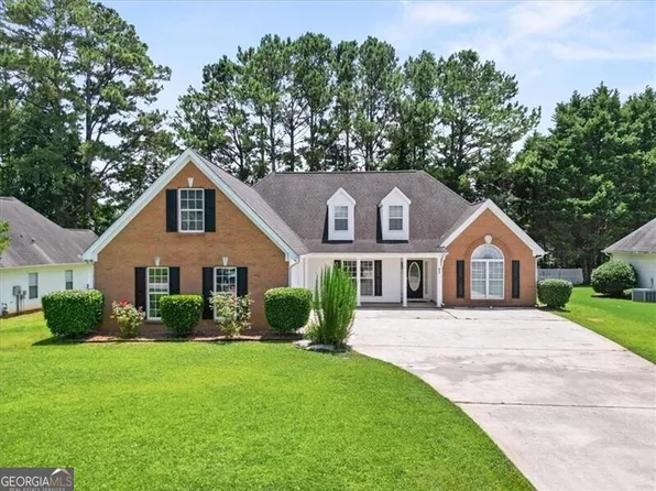 93 Pebble Creek Dr, Newnan, GA 30265