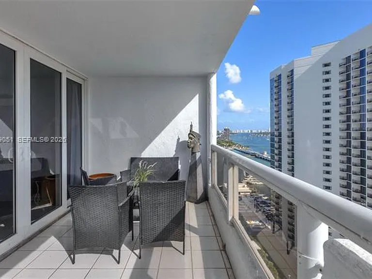 1717 N Bayshore Dr #A-2654 — Photo 17