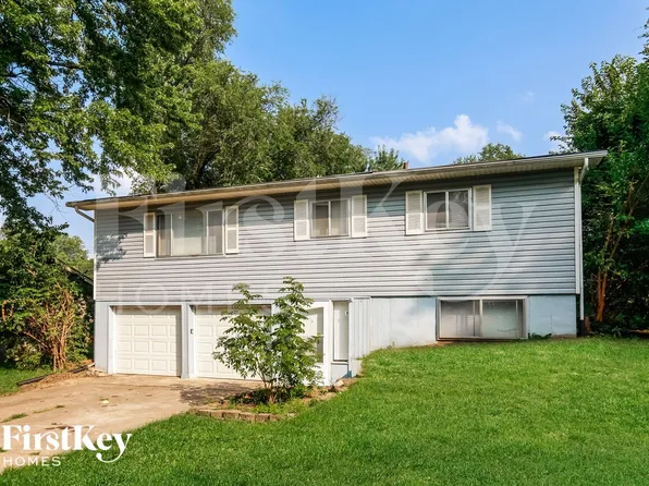 6107 E 152nd St, Grandview, MO 64030