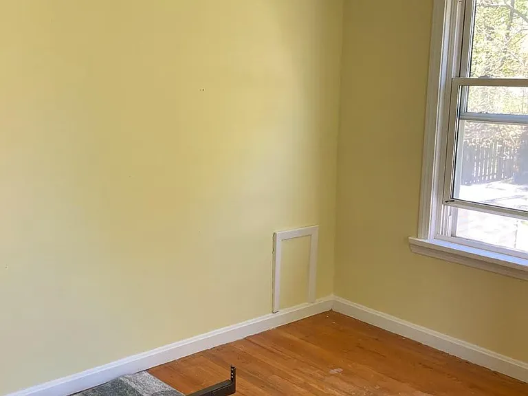 1-6050 Hyde St #2 — Photo 3