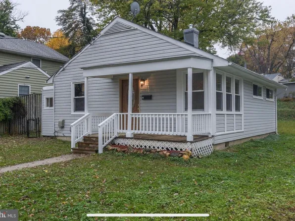 1230 Clagett Dr, Rockville, MD 20851