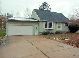 5515 Marsh Rd, Haslett, MI 48840