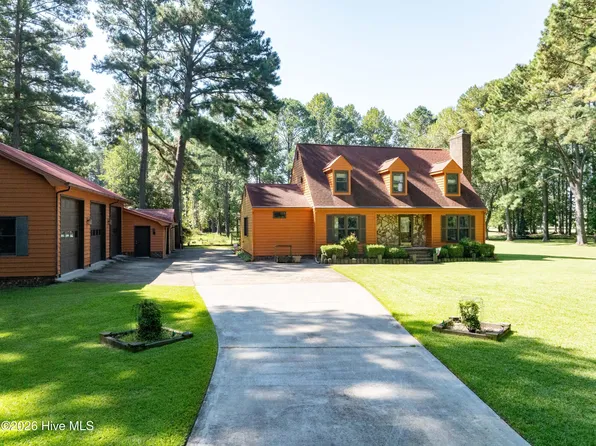 104 Sandpiper Bay Road, Washington, NC 27889