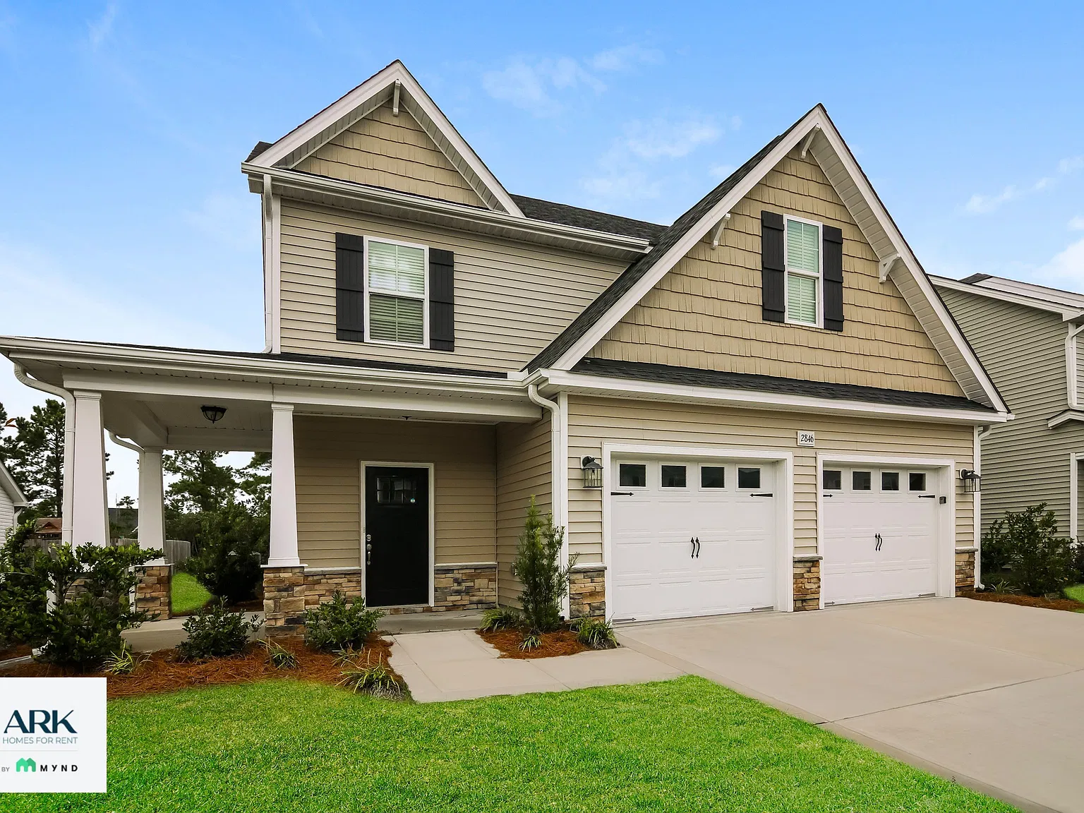 4 bed, 2.5 bath, 2424 sqft, $2,495 — Photo 2