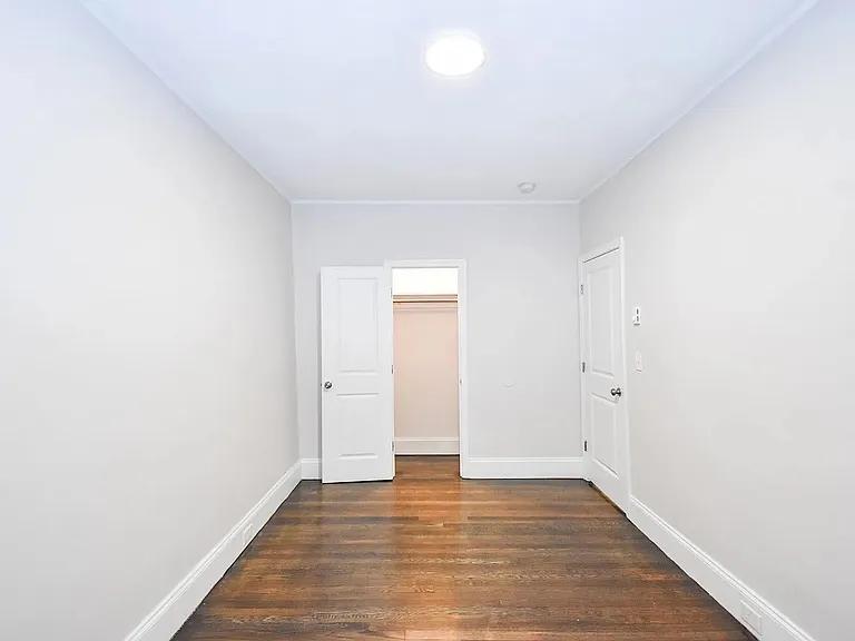 32 Clearway St #4 — Photo 3
