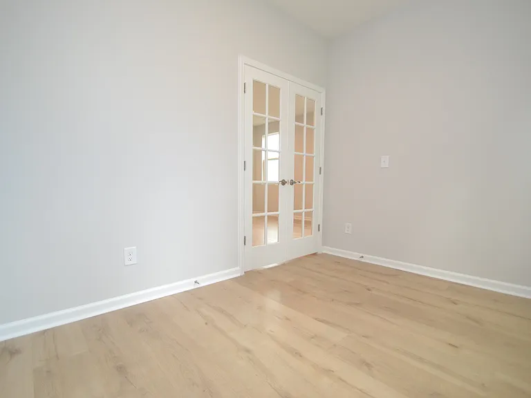 1226 Bessie Ct — Photo 18