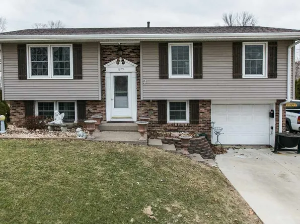 1879 Key Way, Dubuque, IA 52002