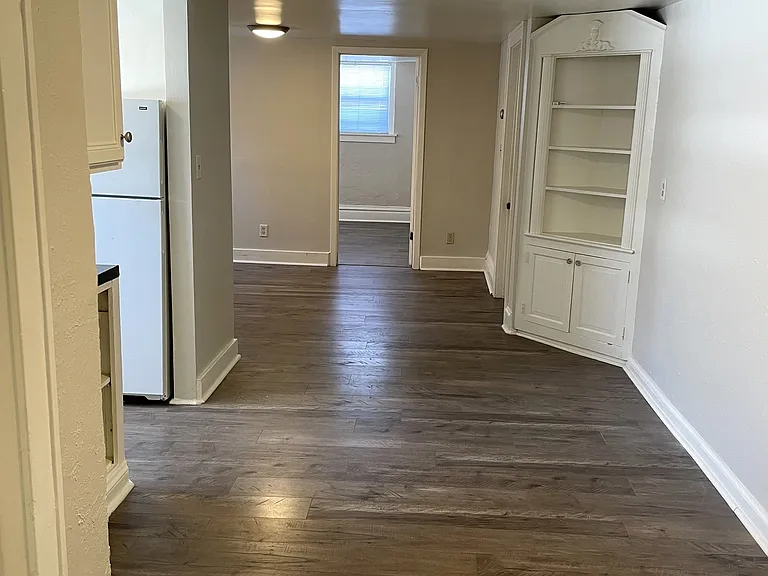 1576 Portland Apartments — Photo 21
