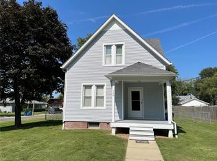 300 E 4th St, Saint Jacob, IL