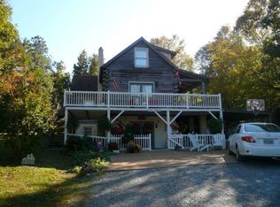 8341 Farys Mill Rd, Gloucester, VA 23061