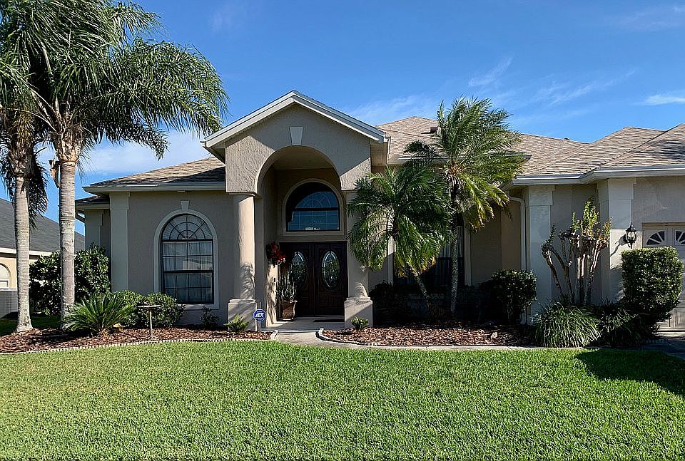 1st image of 13644 Crystal River Dr