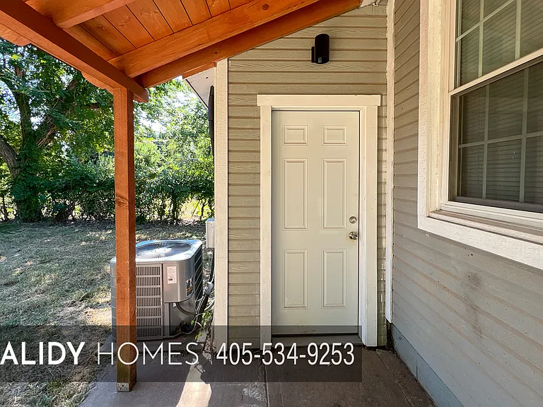 1338 South Dr — Photo 19
