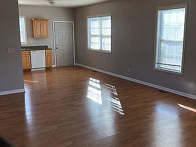 1005 W Bergera Rd — Photo 7
