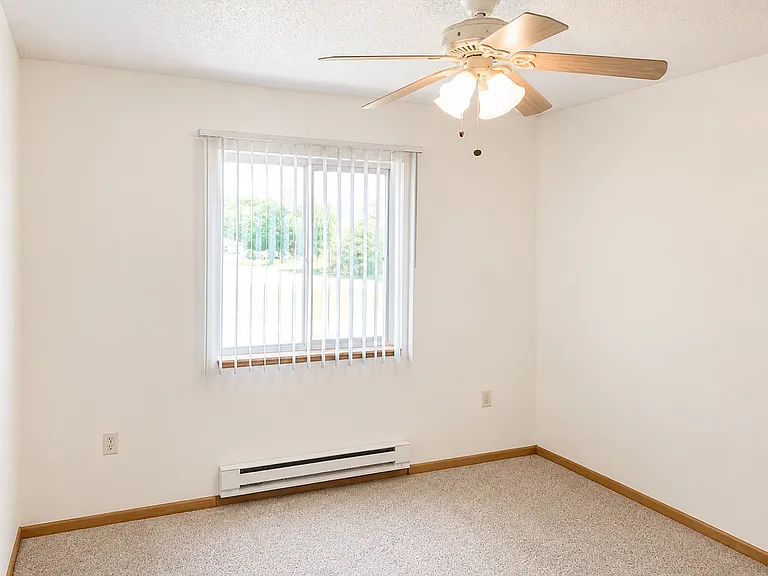 Murdock Apartments — Photo 53