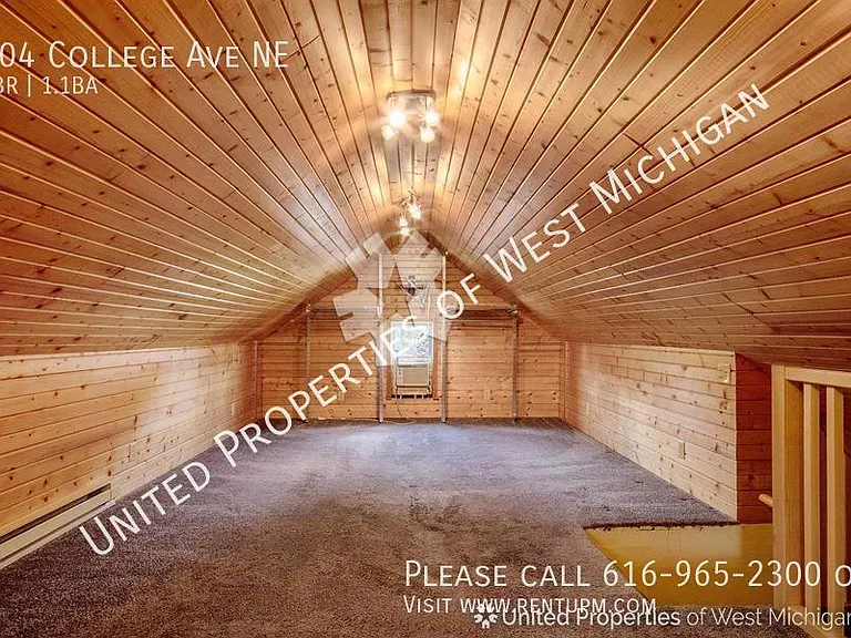 304 College Ave NE — Photo 17