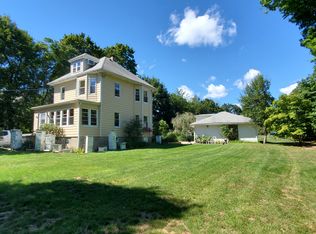 22 Montrose Station Rd, Montrose, NY 10548