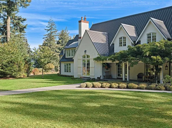 377 Seymour Hts, Saltspring Island, BC V8K 2B6
