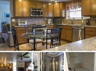 17530 Frederick Rd #A, Mount Airy, MD 21771