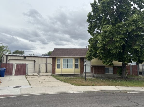 4042 S Powder View Cir