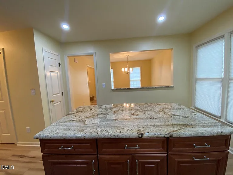 1704 Kingston Heath Way — Photo 9