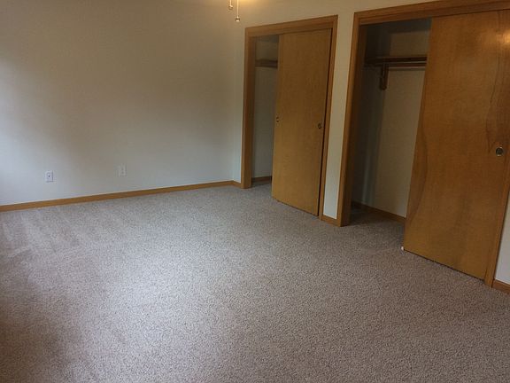 4th image of 4964 Daisy Ln